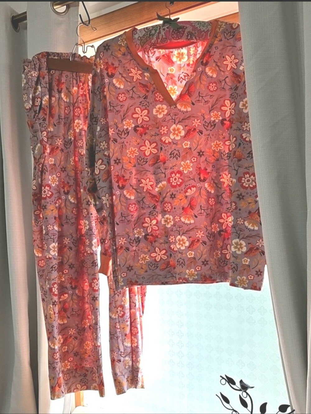 Duluth Women's Floral V-Neck Pajama Set